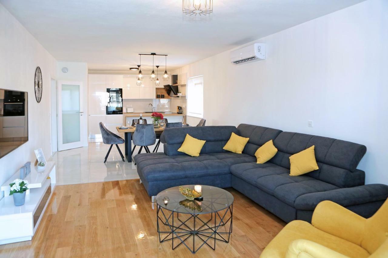 Apartment Villa Grga Zadar Eksteriør billede